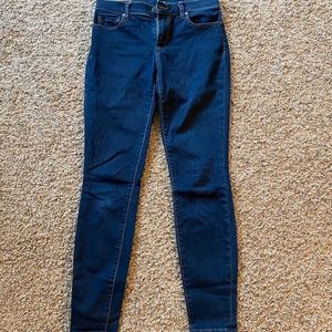 Relaxed skinny jeans